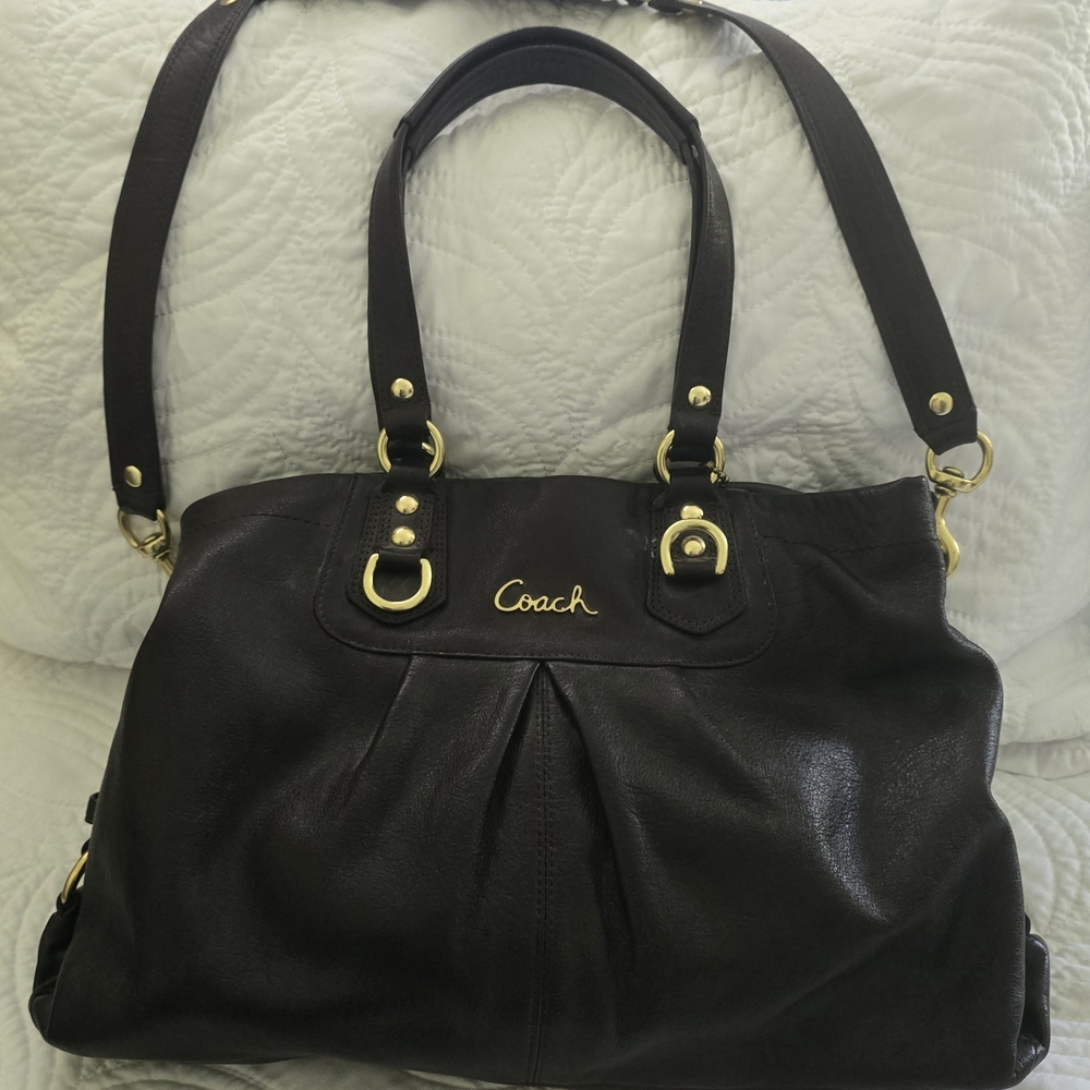 Coach chocolate brown Leather Shoulder Bag with Gold Hardware